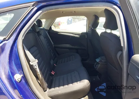 2016 Ford Fusion Hybrid Se z USA, uszkodzony, nr VIN 3FA6P0LU2GR356101